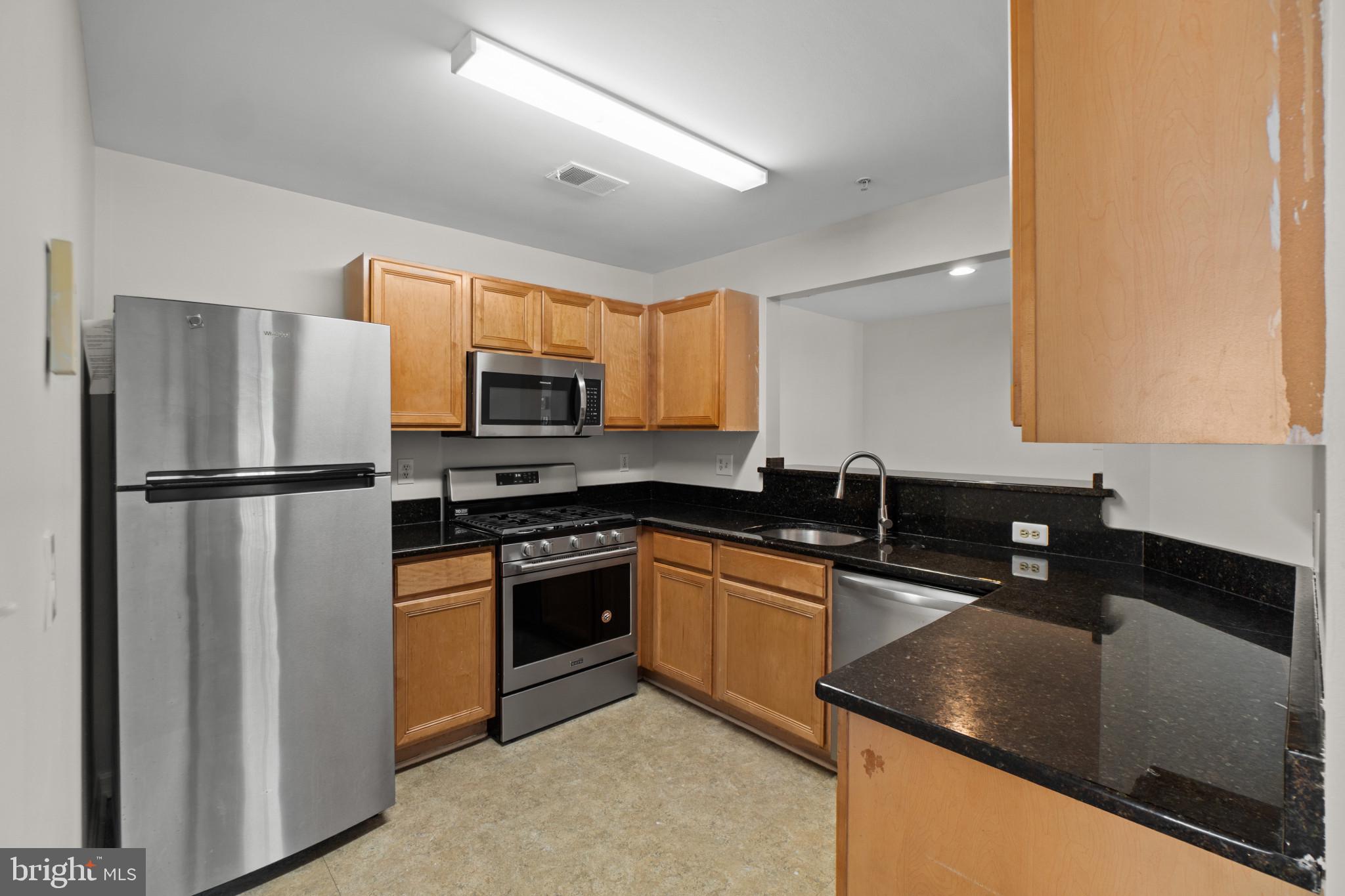 8907 STONE CREEK PLACE 301