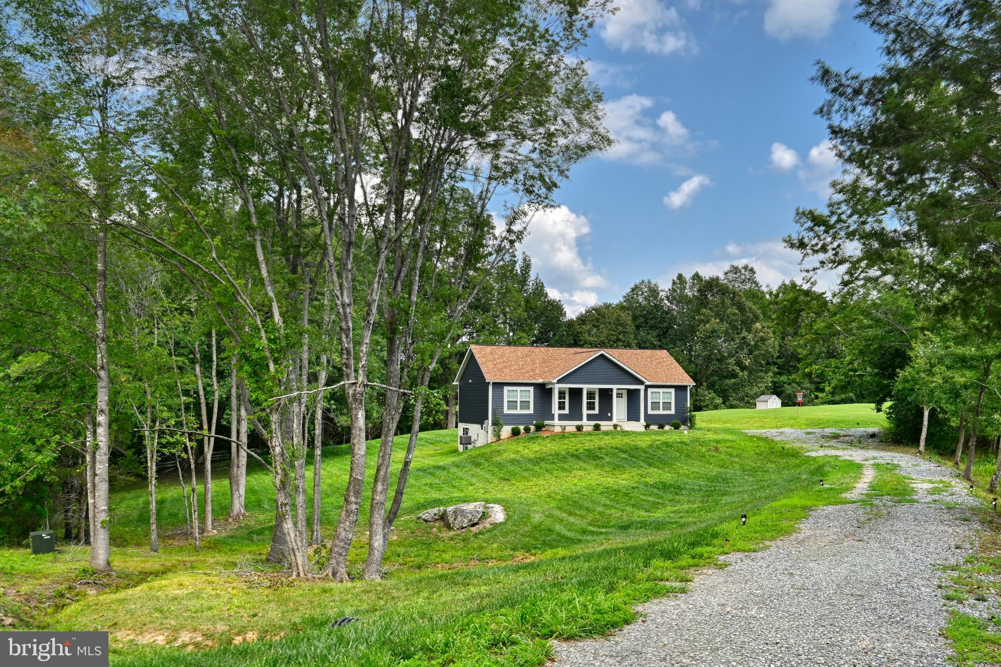 200 SECLUSION SHORES DRIVE