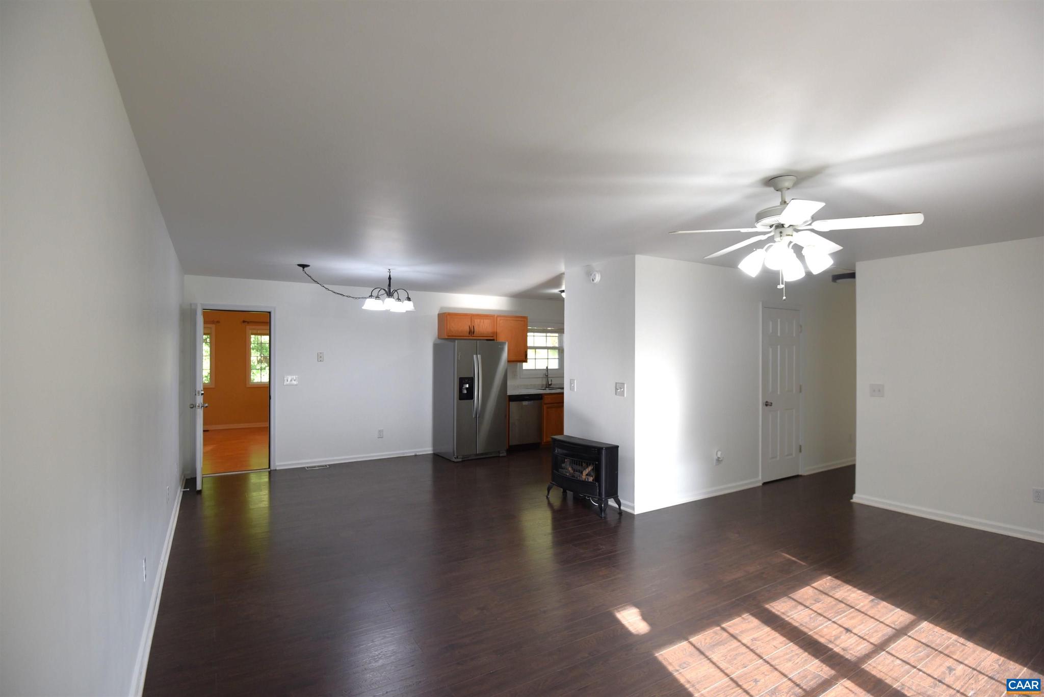 LAKE MONTICELLO - Residential