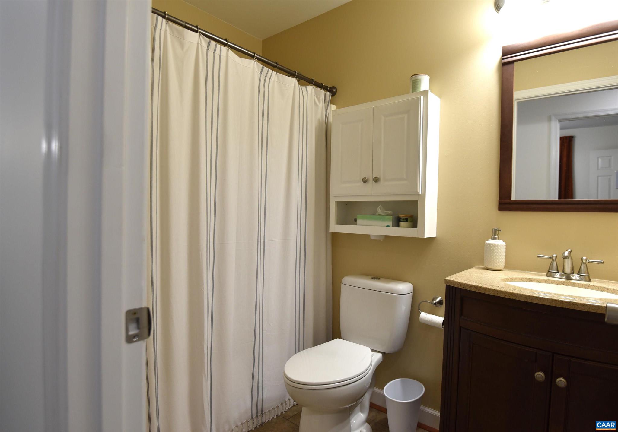 LAKE MONTICELLO - Residential