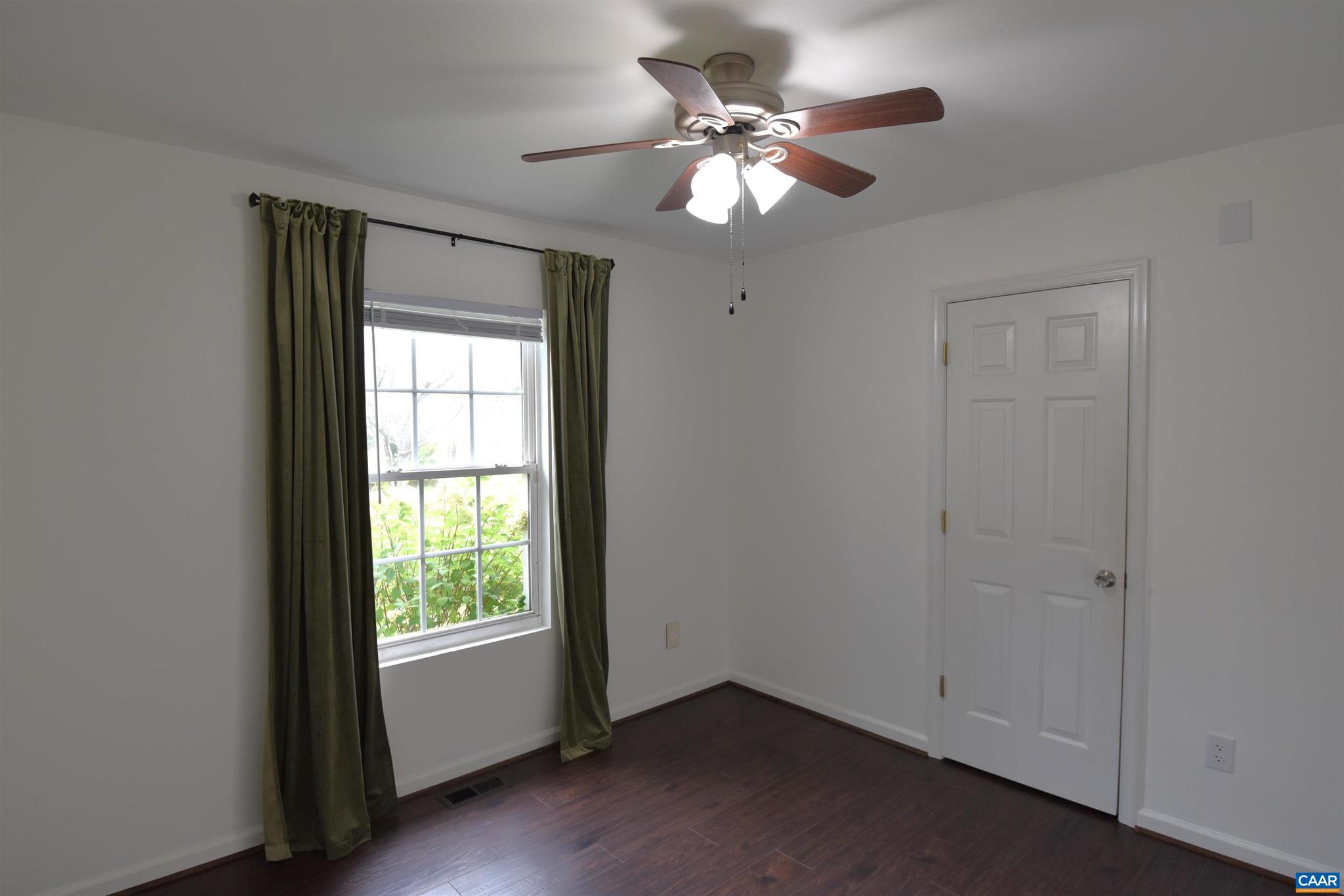 LAKE MONTICELLO - Residential