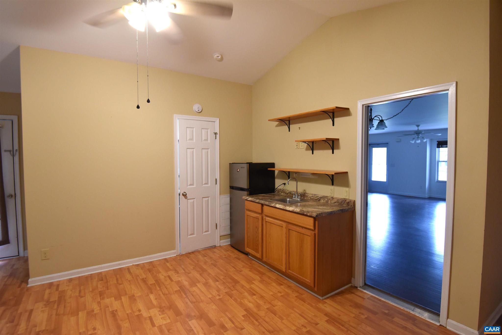 LAKE MONTICELLO - Residential