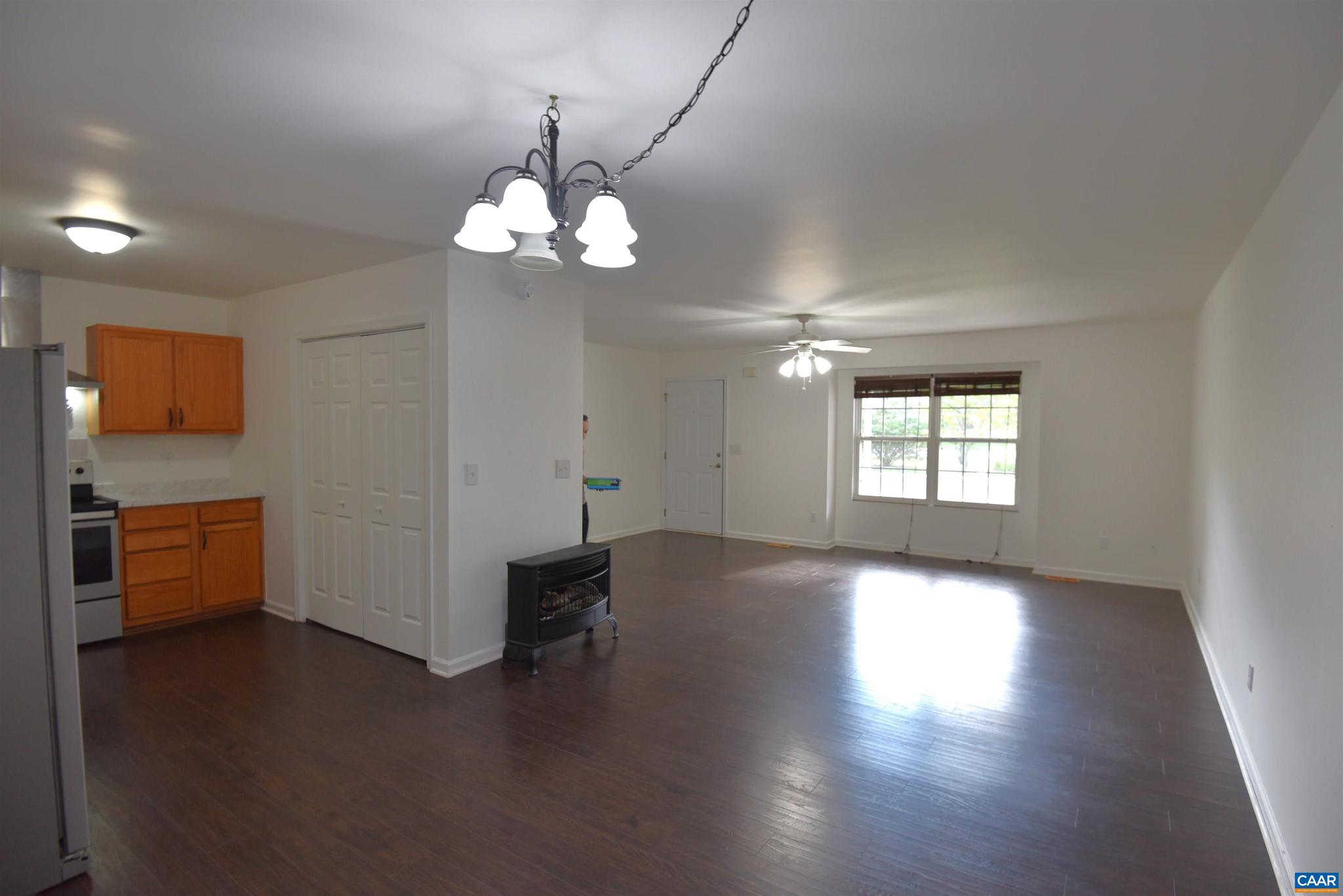 LAKE MONTICELLO - Residential