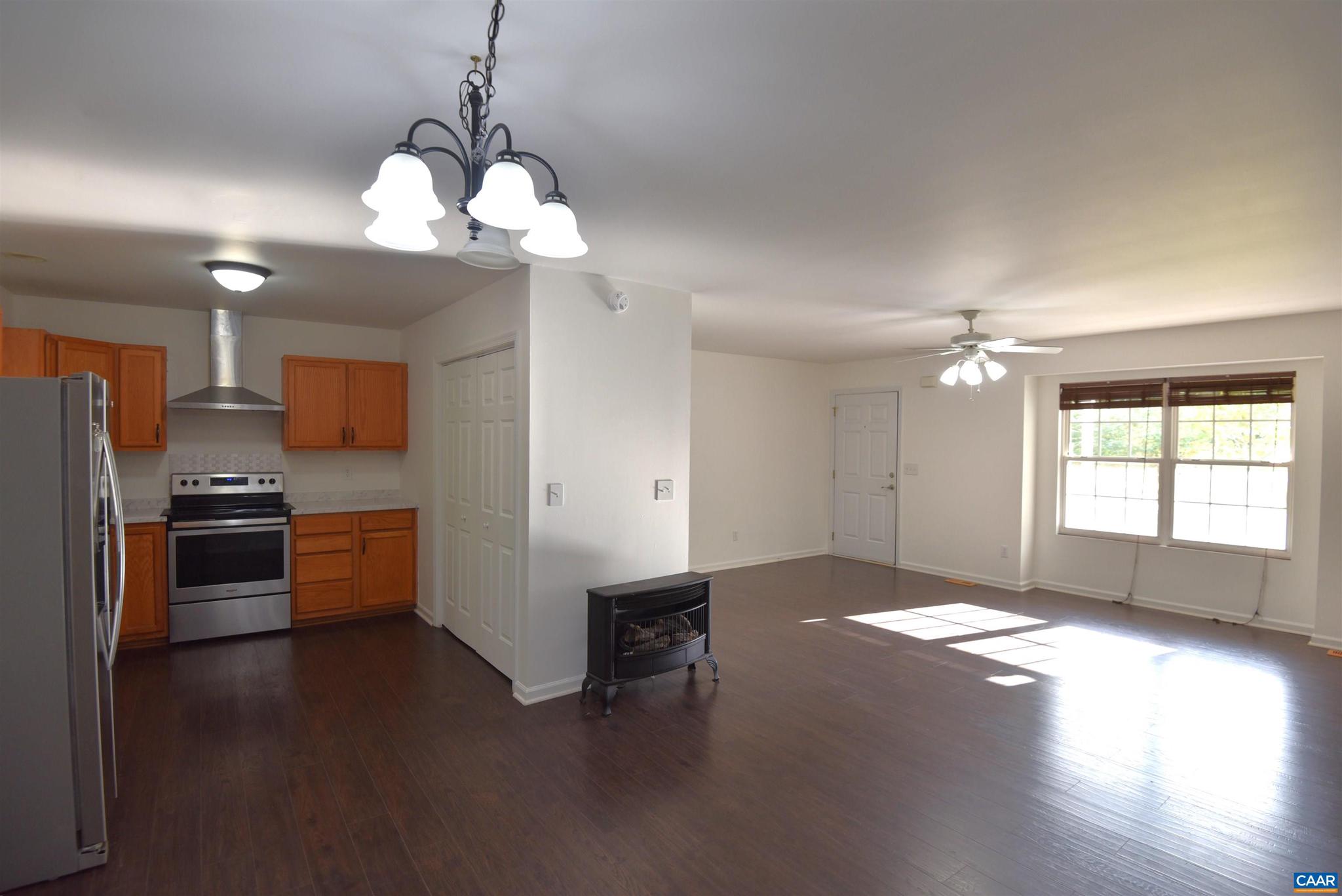 LAKE MONTICELLO - Residential