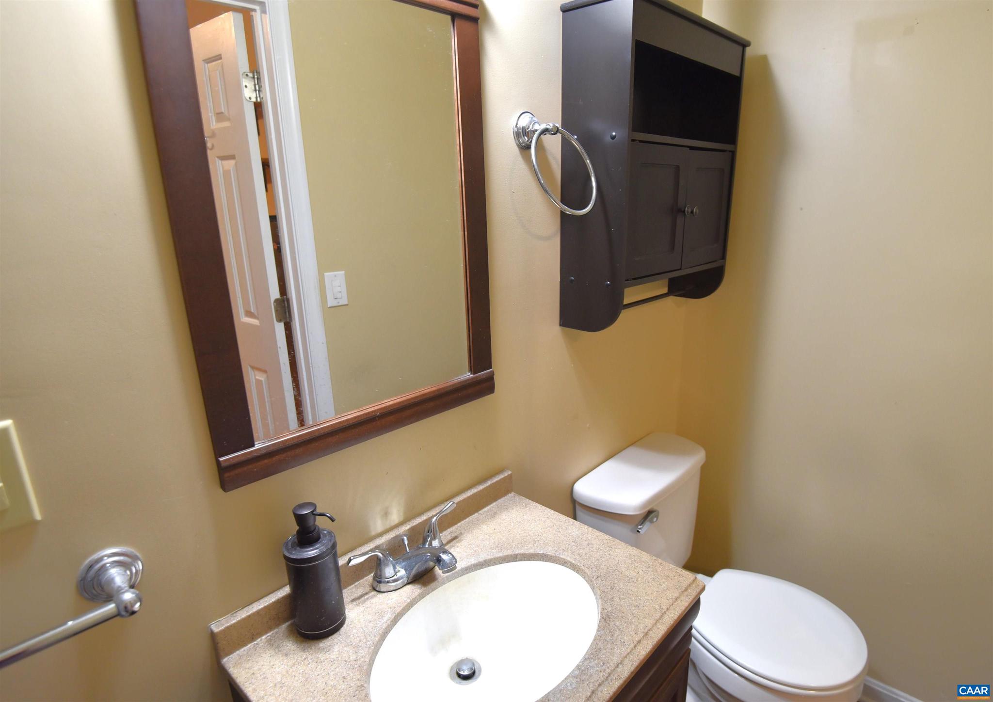 LAKE MONTICELLO - Residential