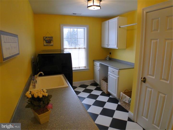 MAPLEWOOD - Residential