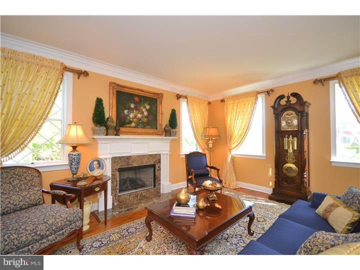 MAPLEWOOD - Residential