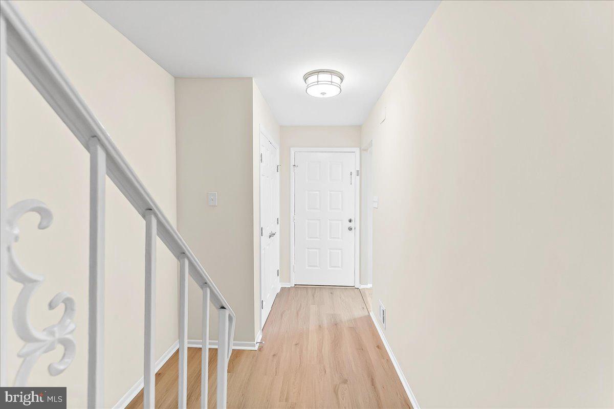 140 W SIXTH STREET