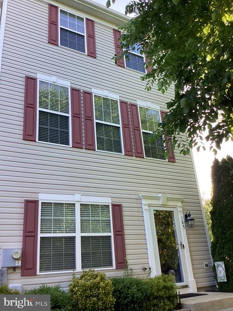 CHARLESTOWN CROSSING - Residential