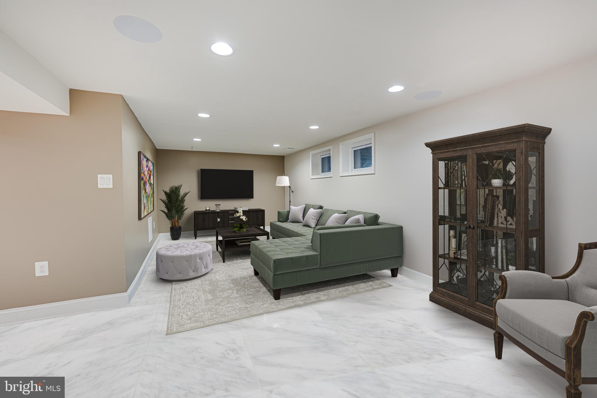 WARNERS - Residential