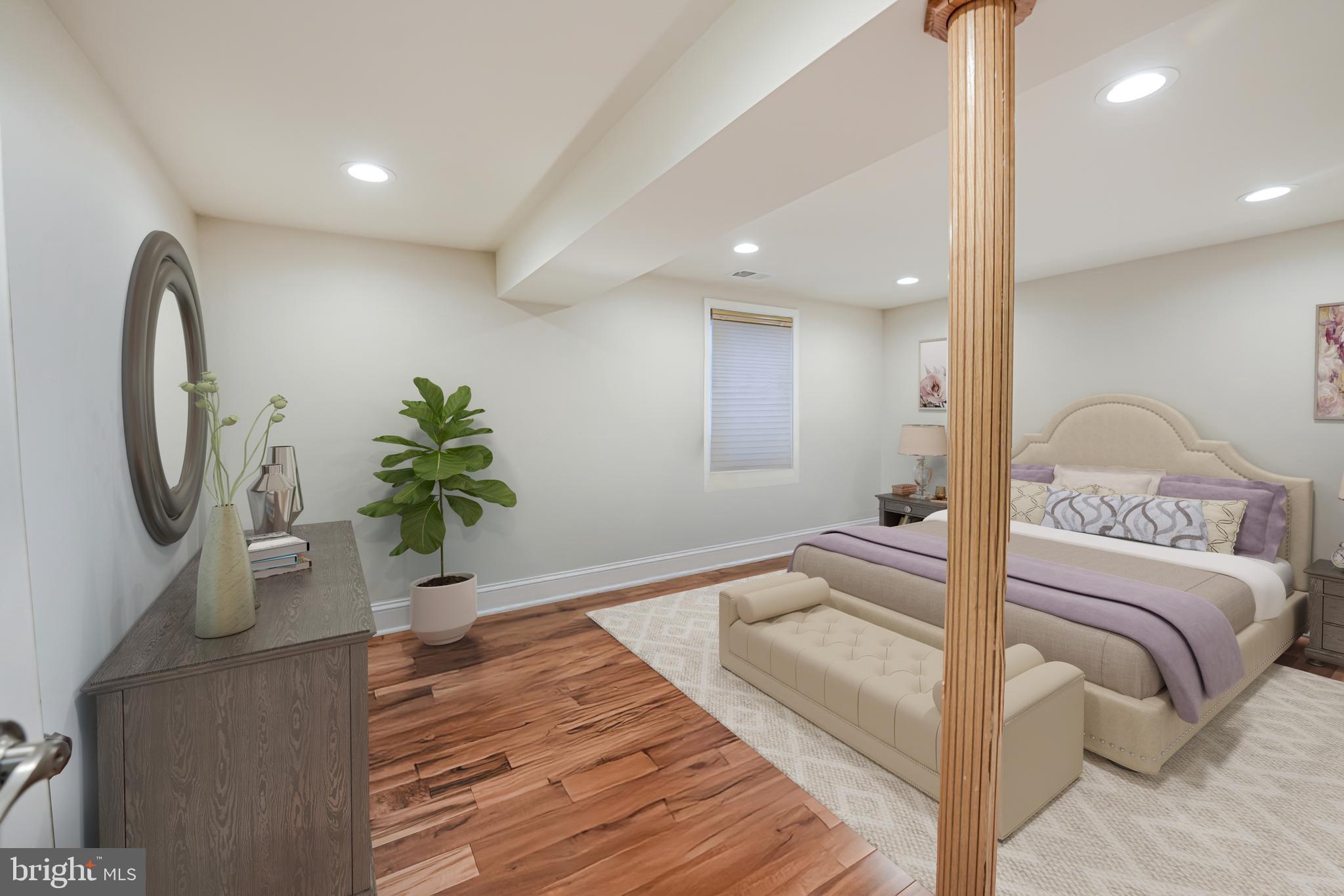 WARNERS - Residential