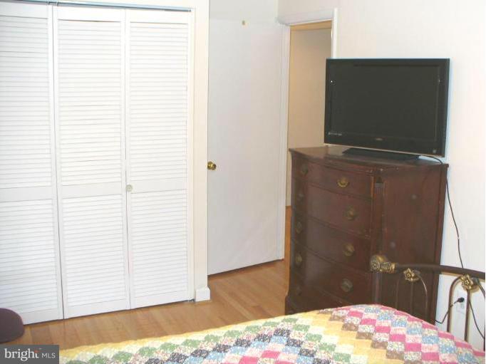 SOUTHAMPTON - Residential Lease