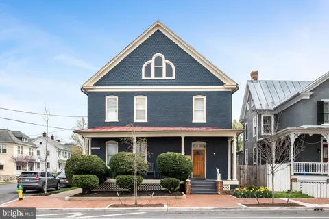 402 S Loudoun Street Unit 5, Winchester, VA MLS: VAWI2007444