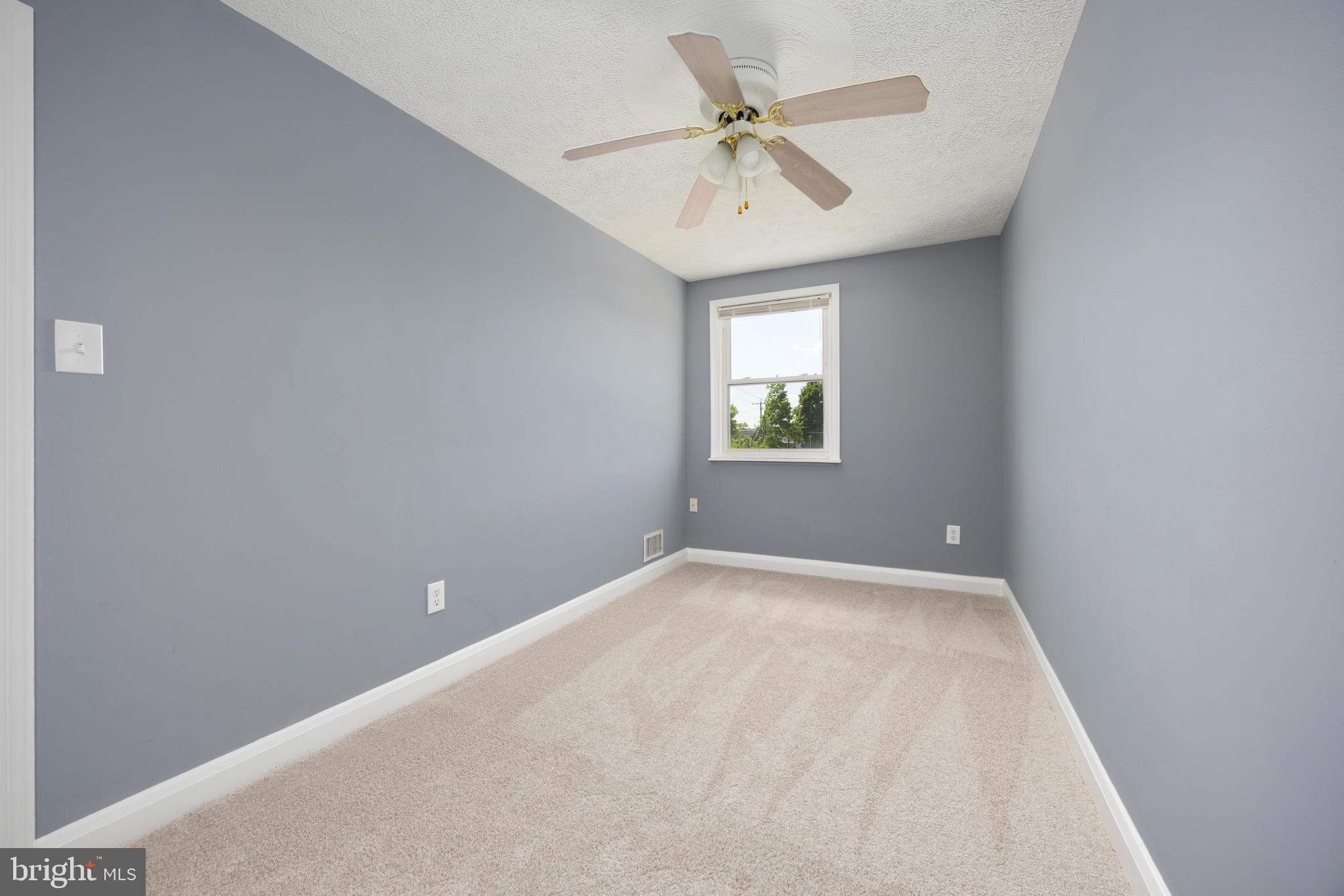 VIOLETVILLE - Residential