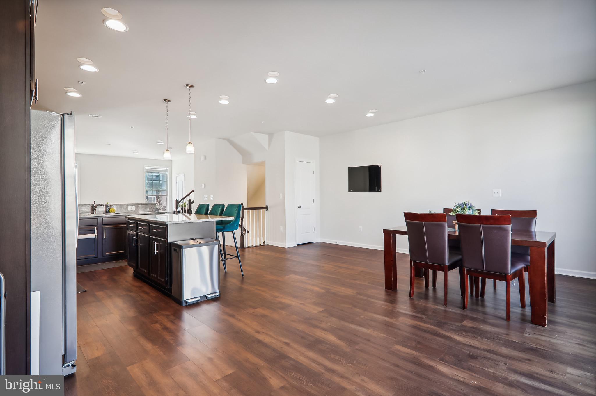 PARKSIDE AT WESTPHALIA - Residential