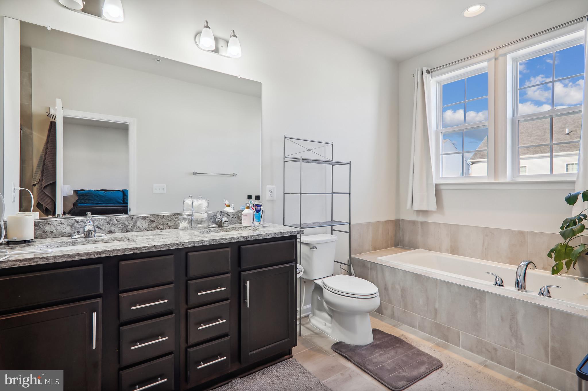 PARKSIDE AT WESTPHALIA - Residential