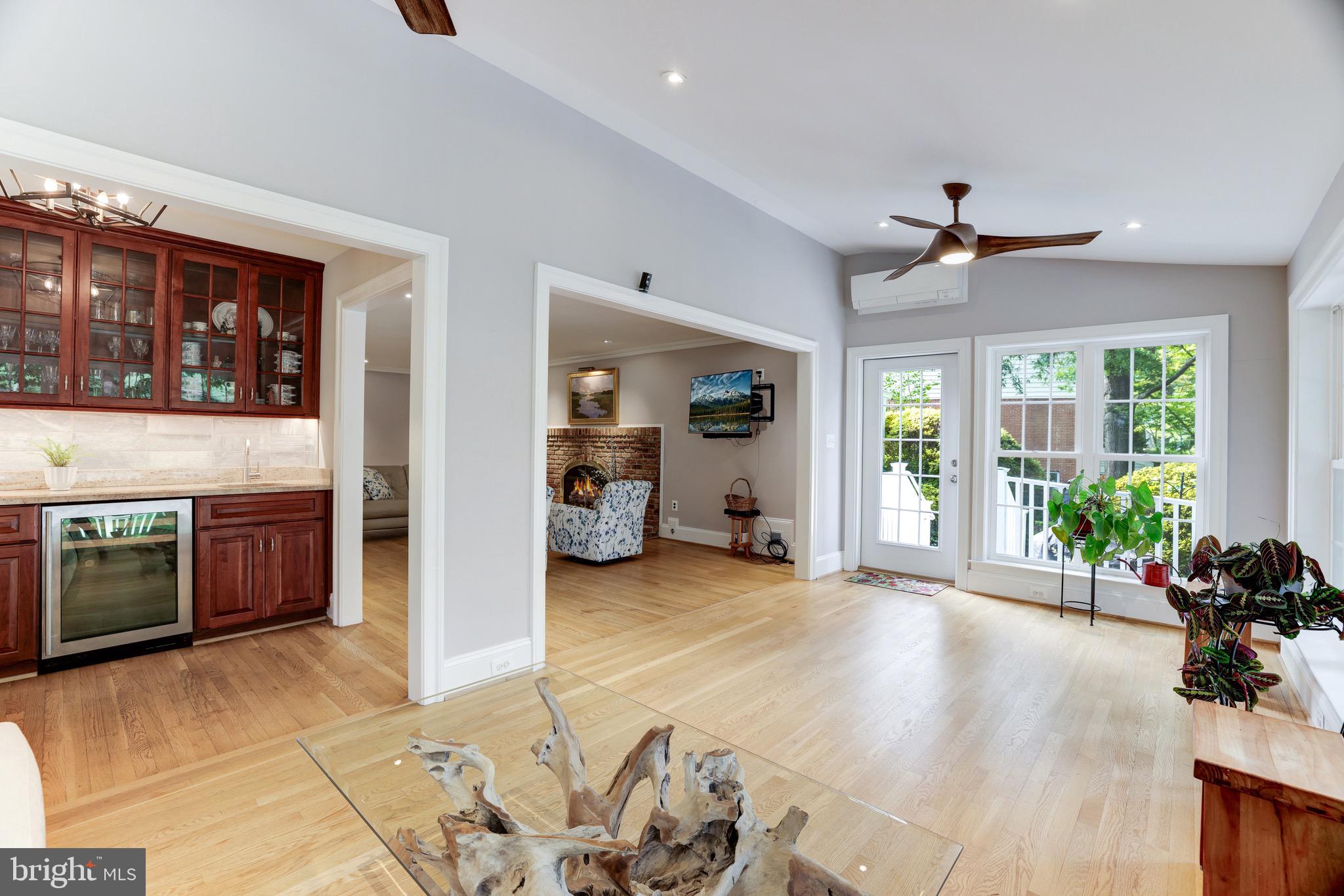 MC LEAN HUNT ESTATES - Residential