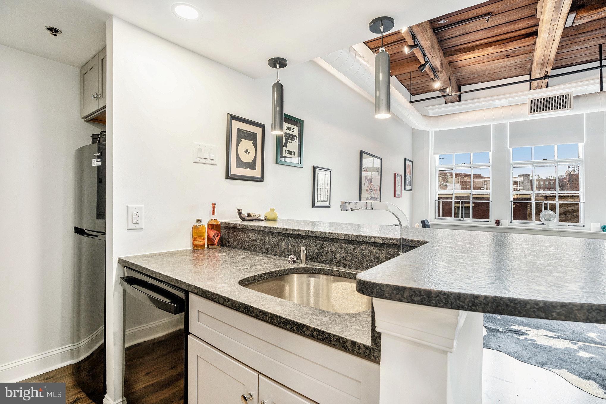 OLD CITY - Residential