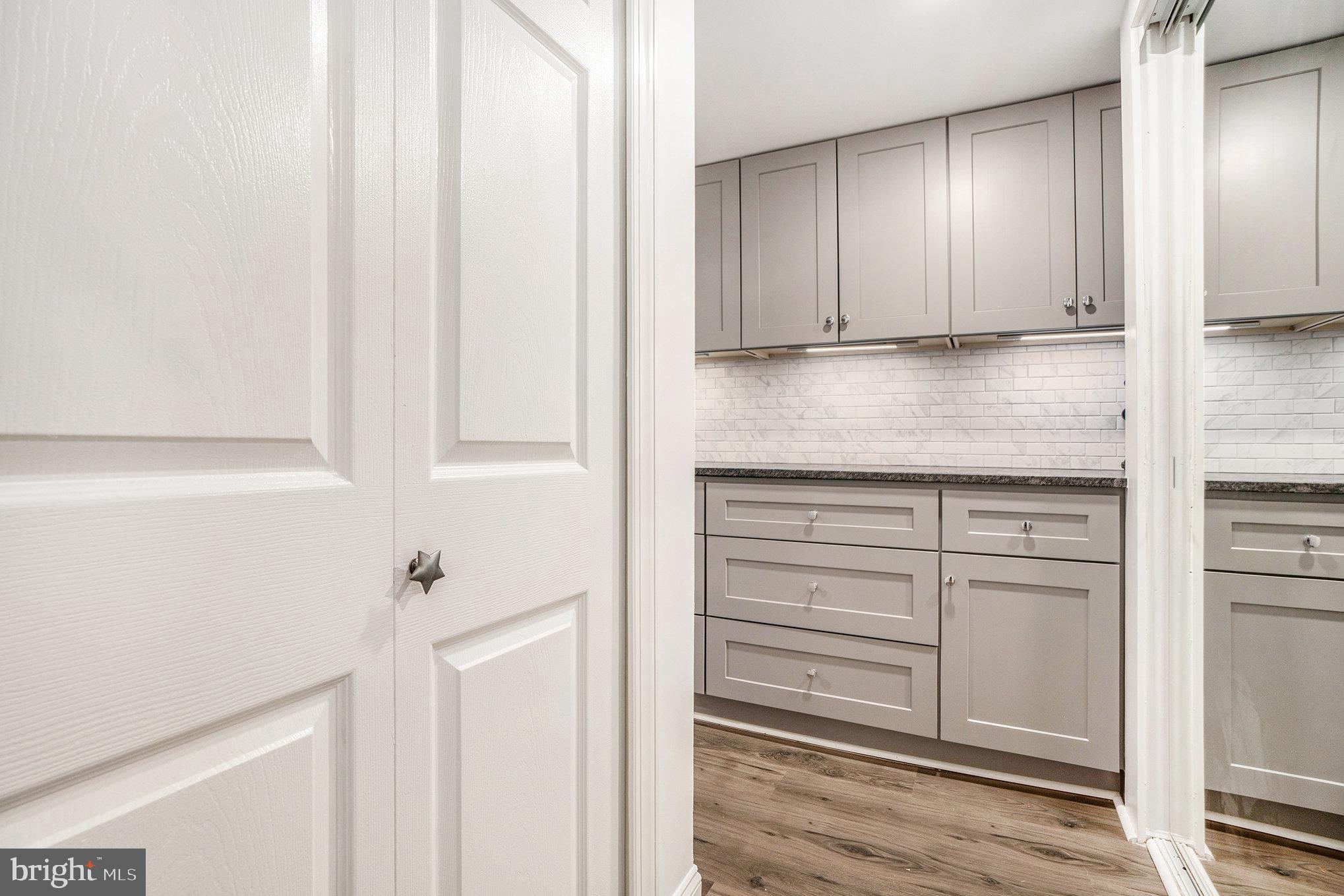 OLD CITY - Residential