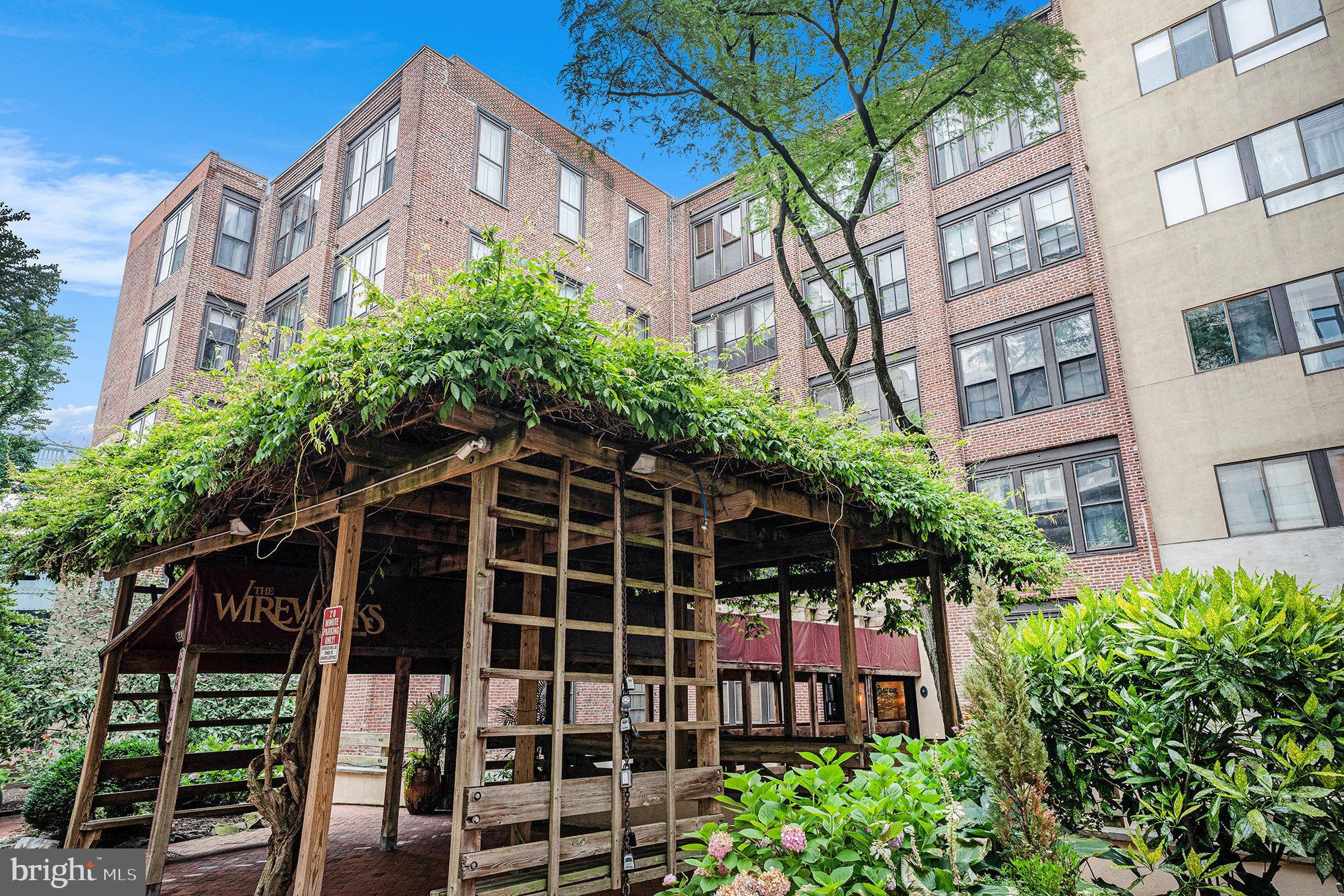 OLD CITY - Residential