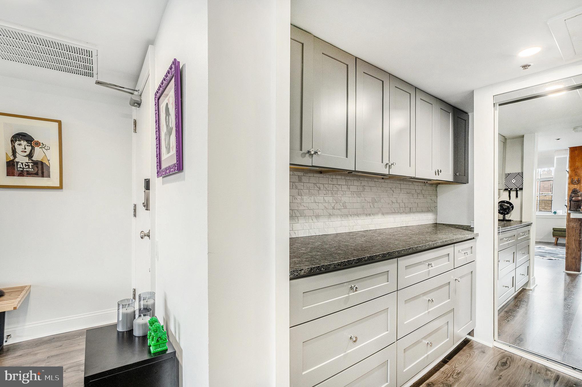 OLD CITY - Residential