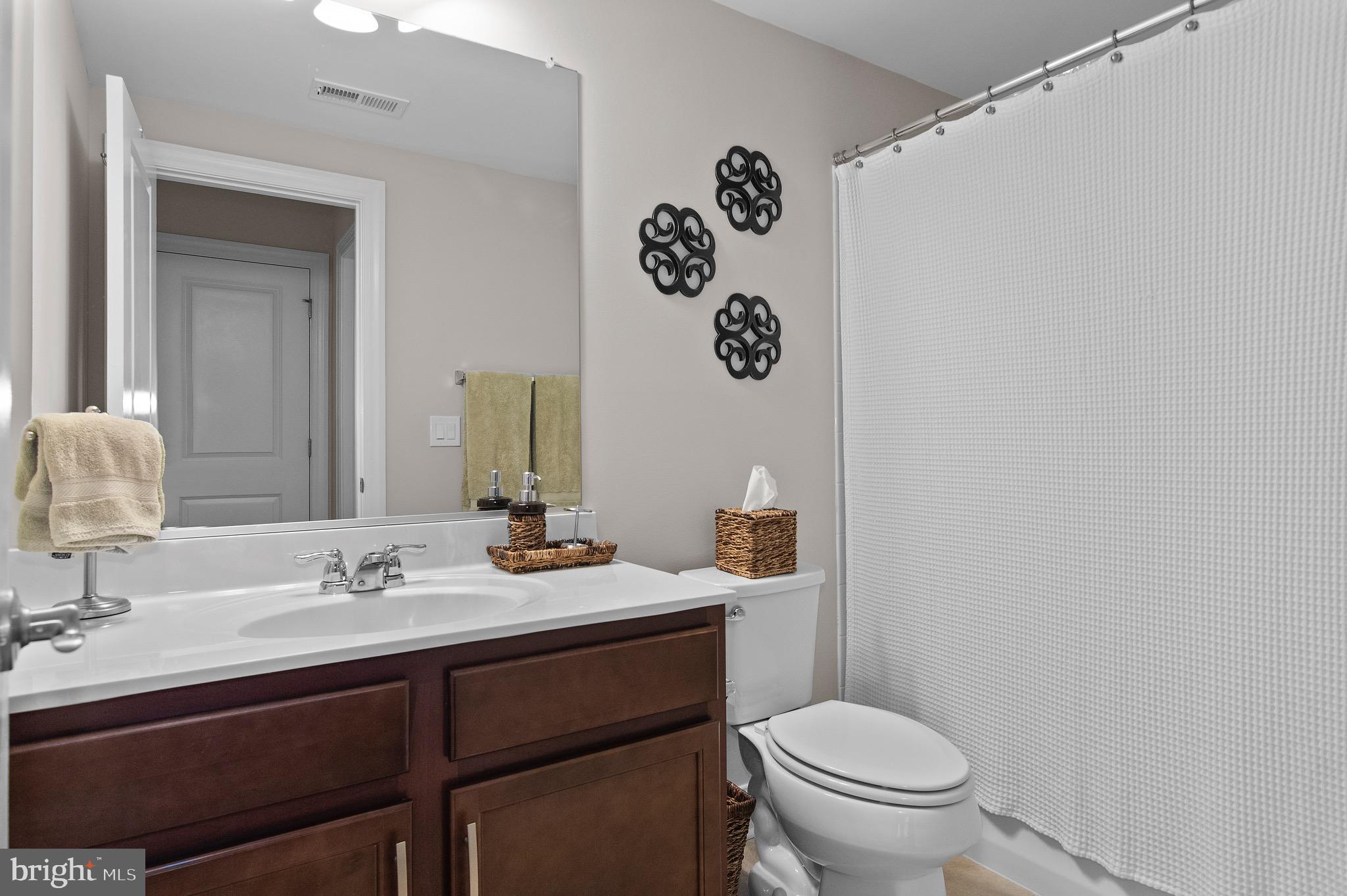 GROVE AT WILLOWSFORD - Residential