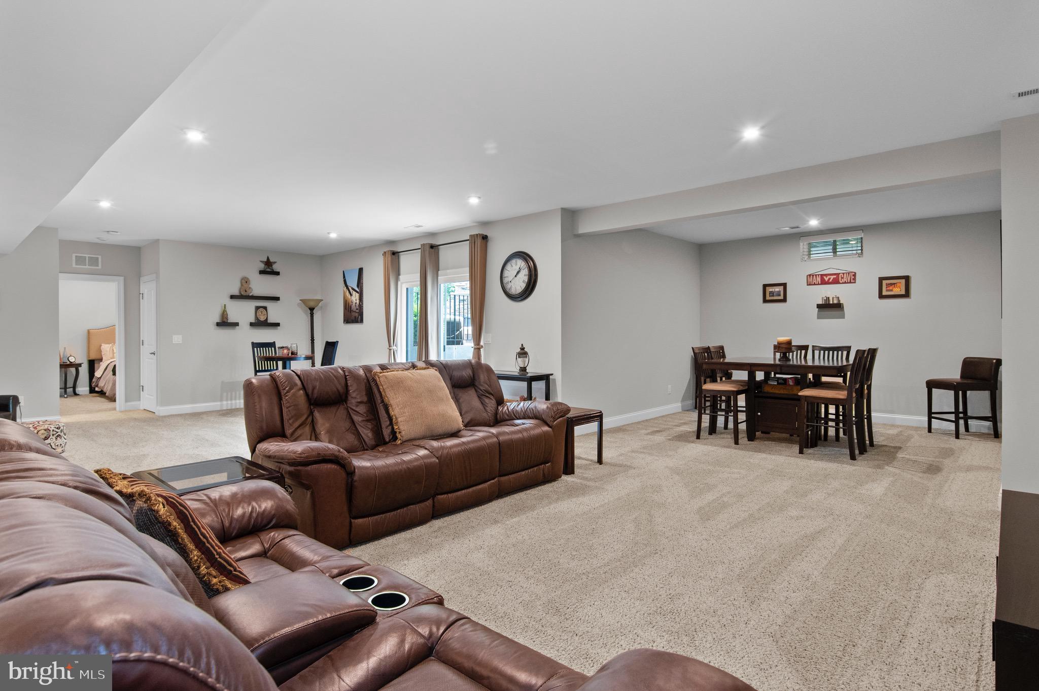 GROVE AT WILLOWSFORD - Residential