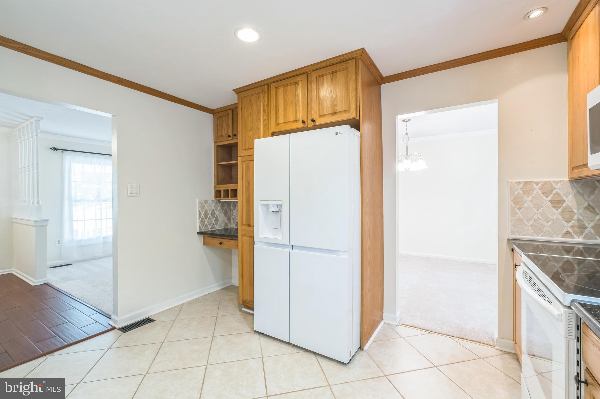 HARBORS OF NEWPORT - Residential