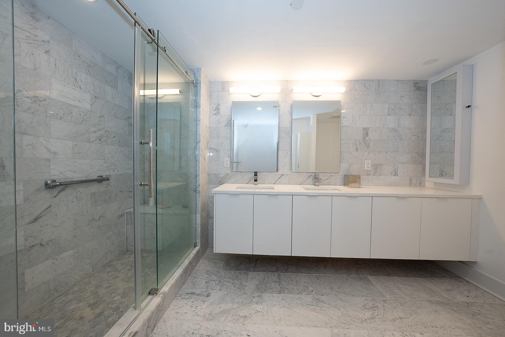 RITTENHOUSE SQUARE - Residential Lease