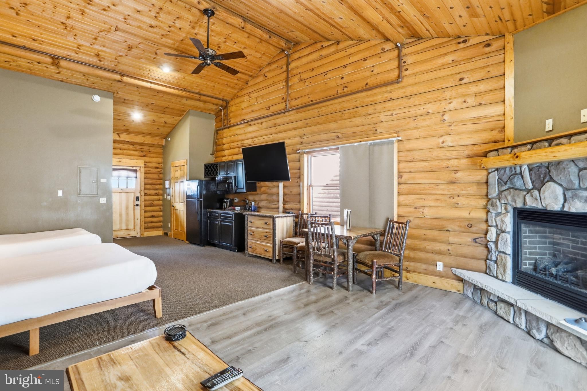 305 CABIN LODGE ROAD
