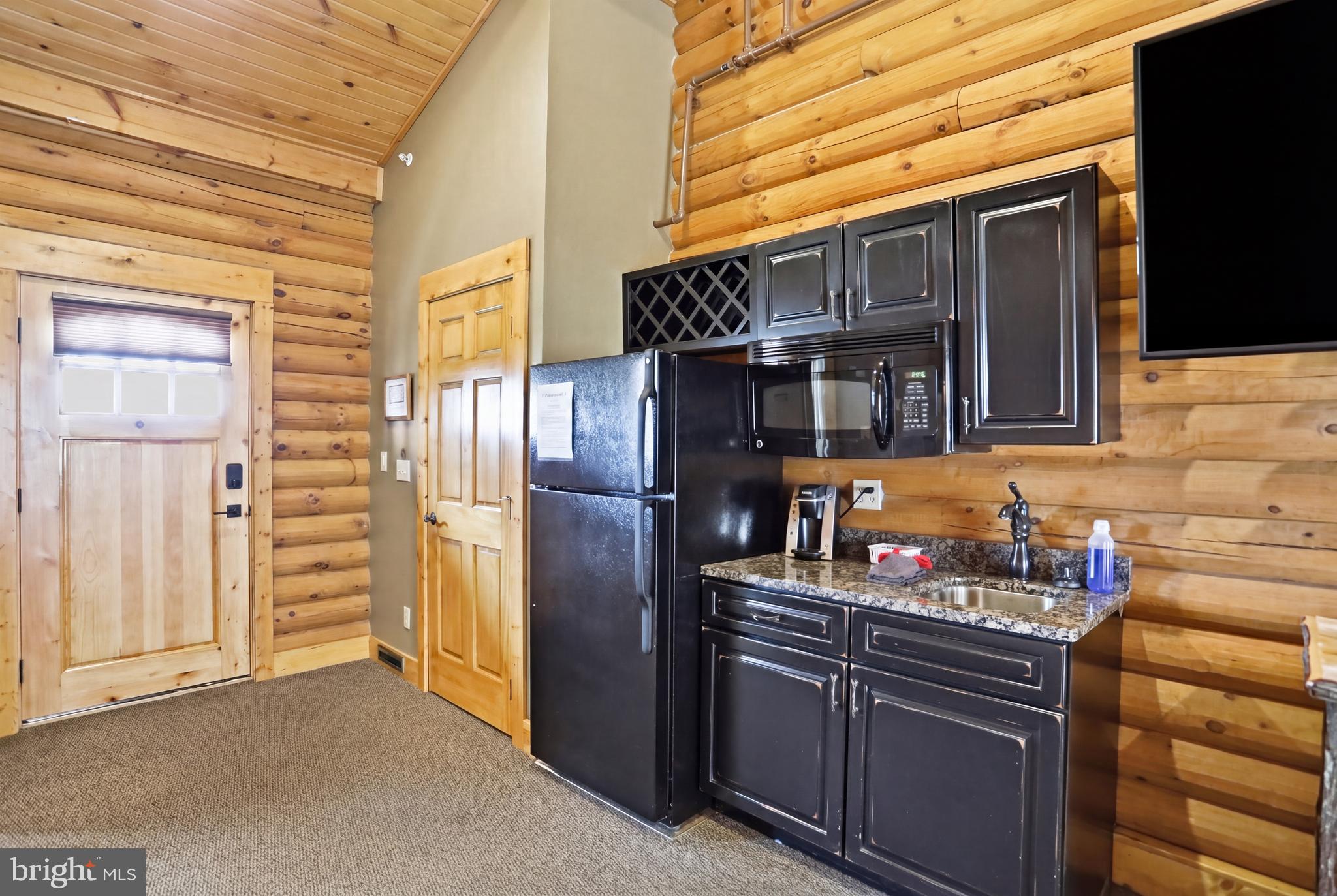 305 CABIN LODGE ROAD