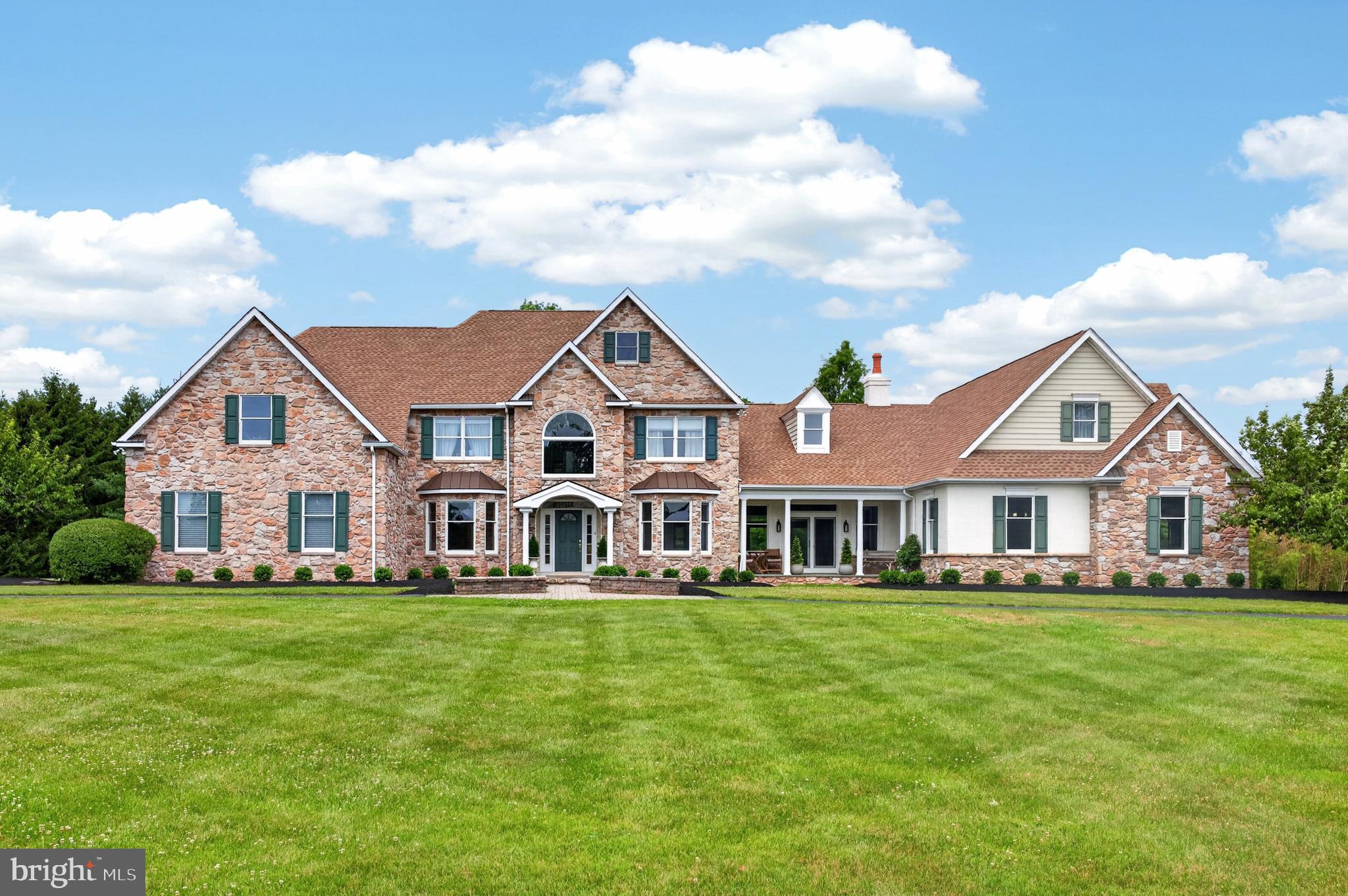 1465 LITTLE CREEK LANE