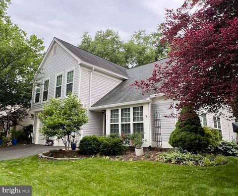 406 DEERPATH AVENUE SW LEESBURG VA 20175