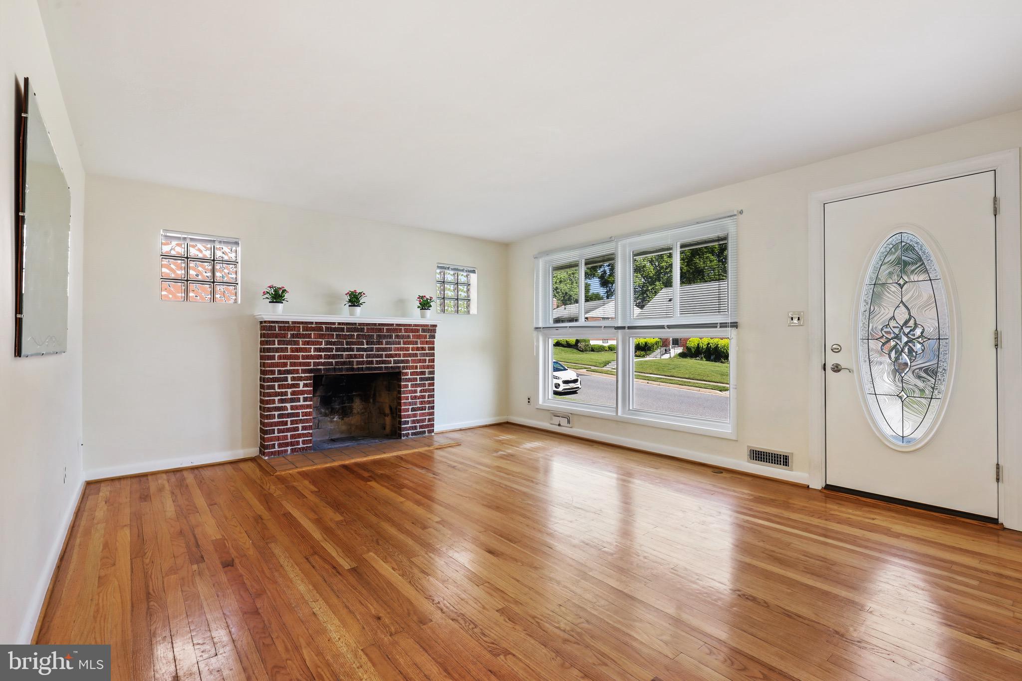 HAVERFORD - Residential