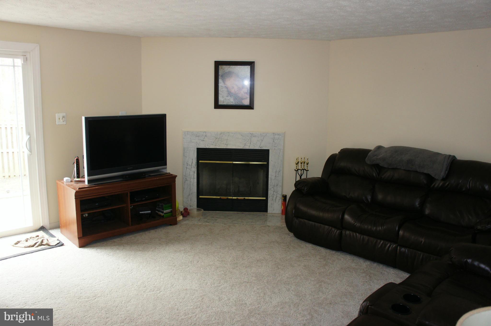 BLUE RIDGE FARMS - Residential Lease