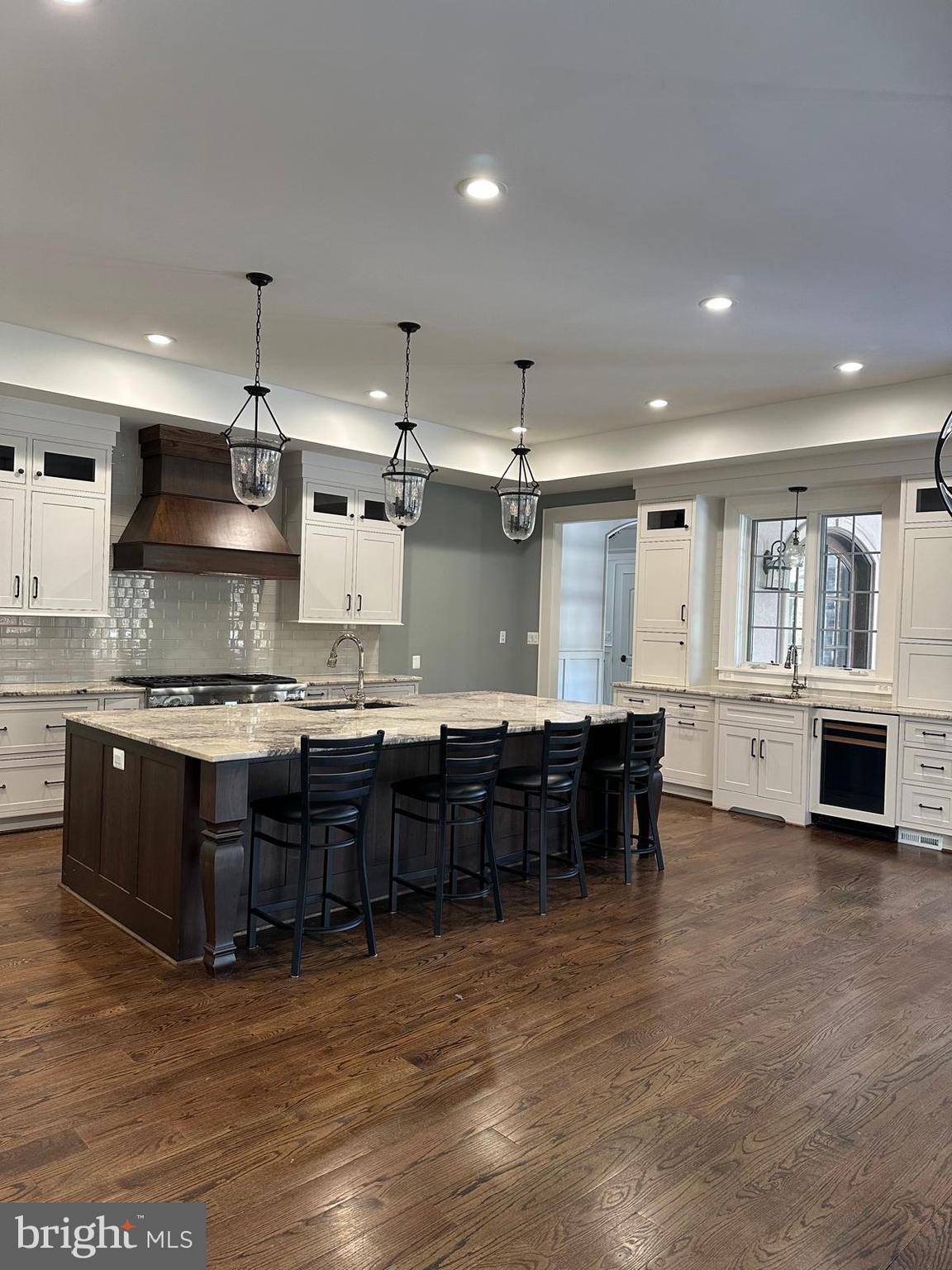 SANPINE SPRINGS - Residential