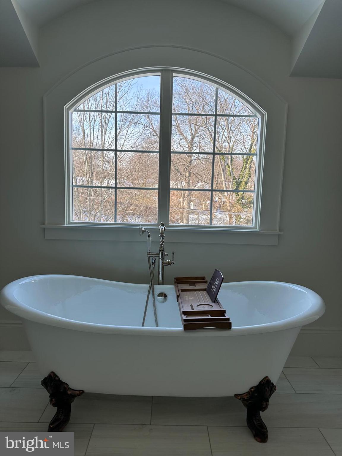 SANPINE SPRINGS - Residential