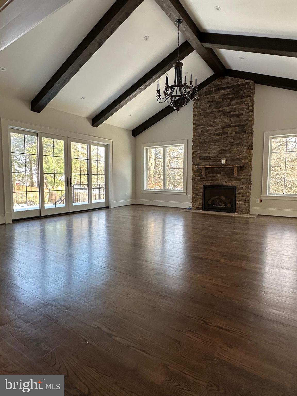 SANPINE SPRINGS - Residential