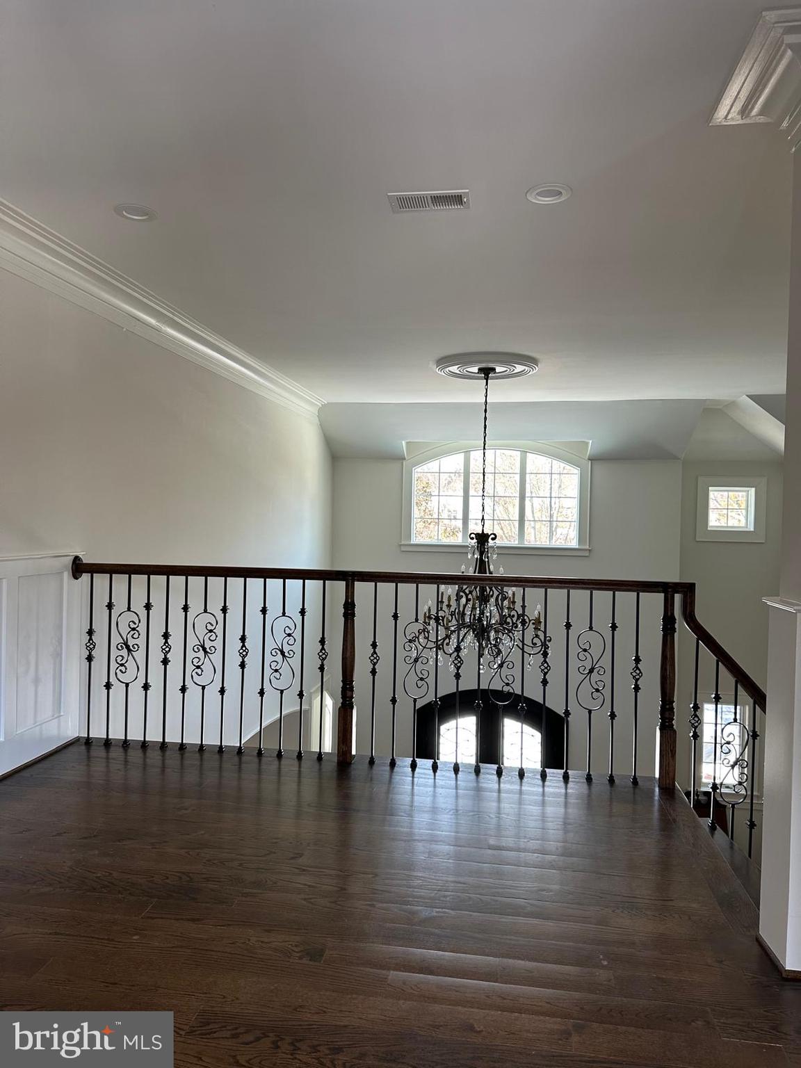 SANPINE SPRINGS - Residential