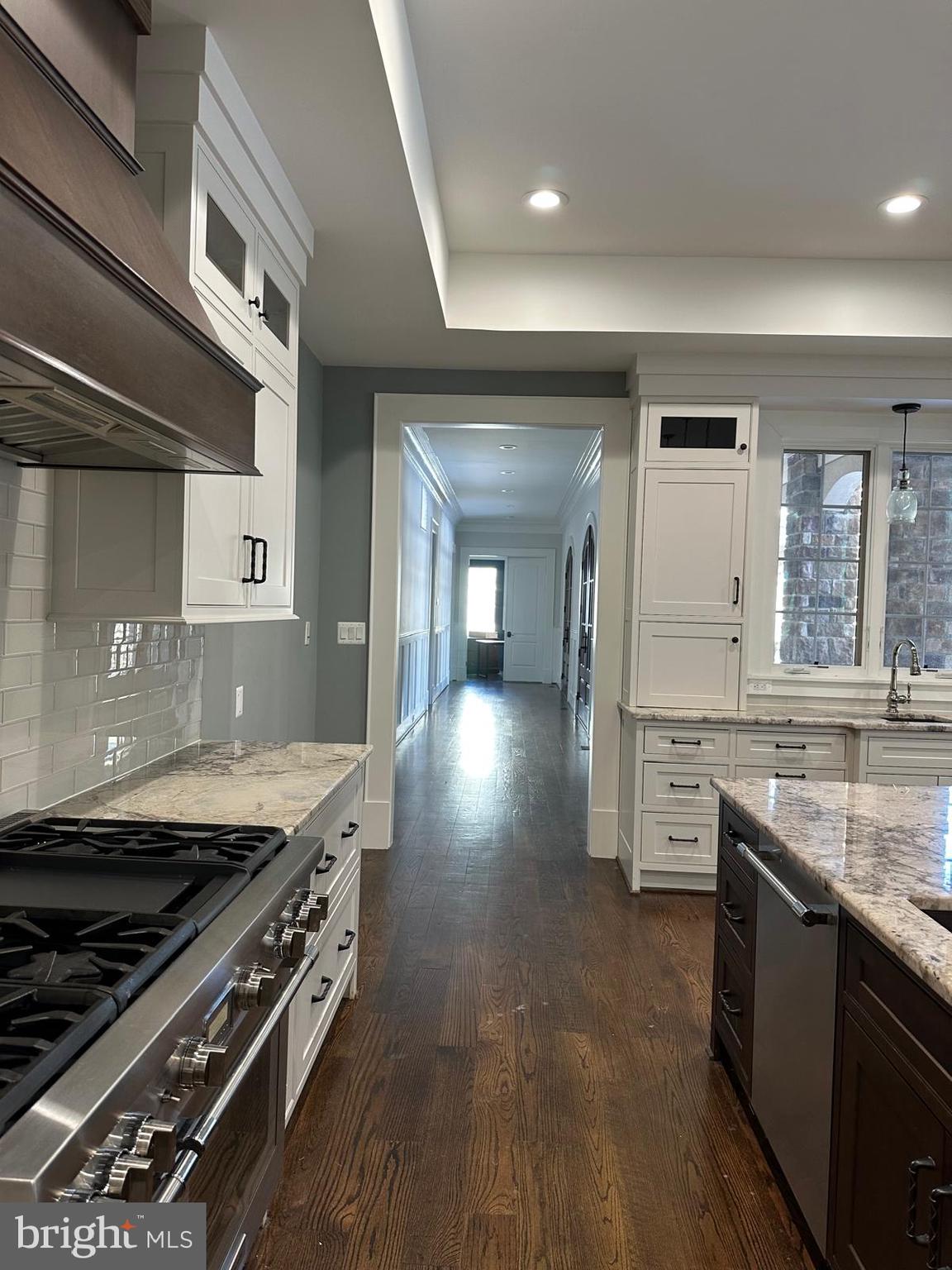 SANPINE SPRINGS - Residential