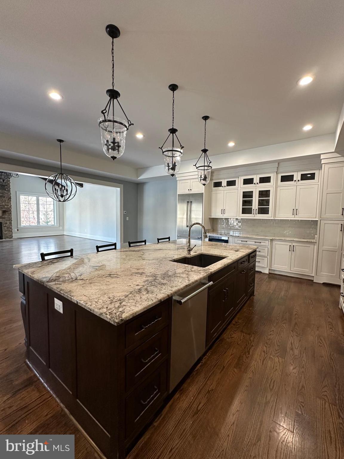 SANPINE SPRINGS - Residential