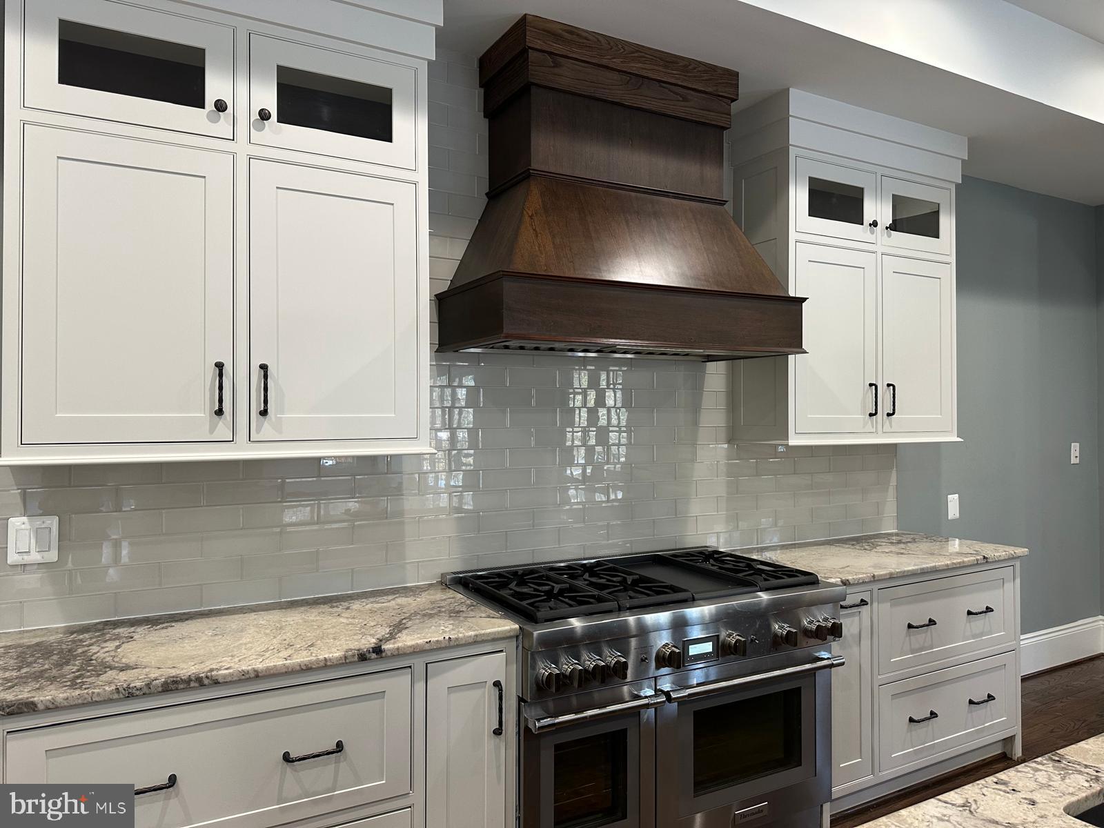 SANPINE SPRINGS - Residential