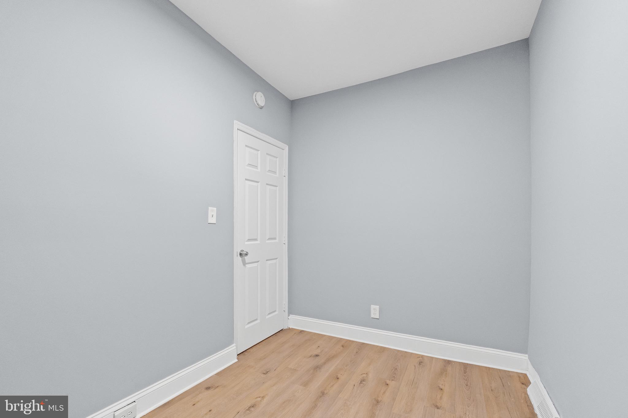 ASHLAND PARK MEWS - Residential