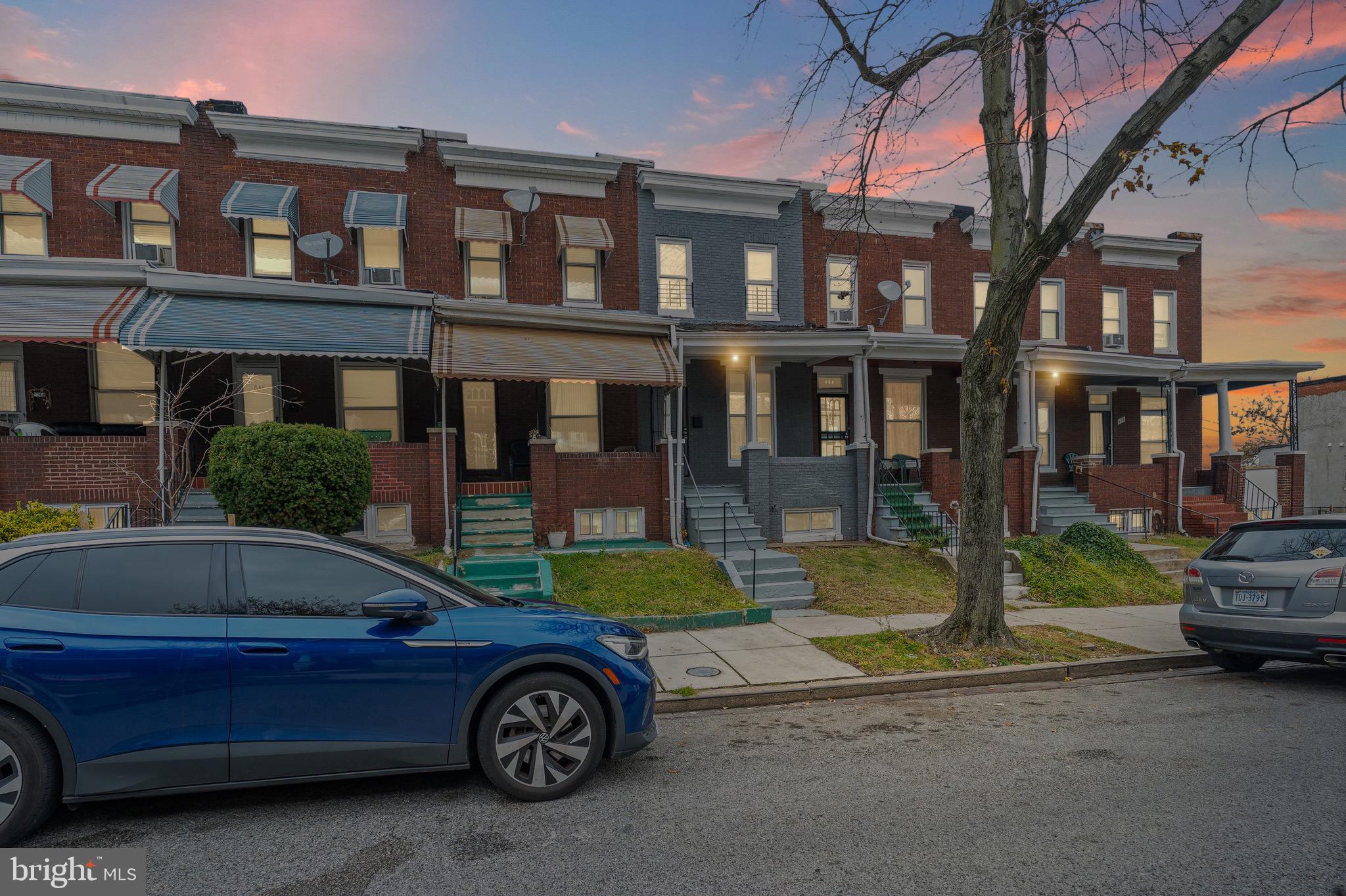 ASHLAND PARK MEWS - Residential