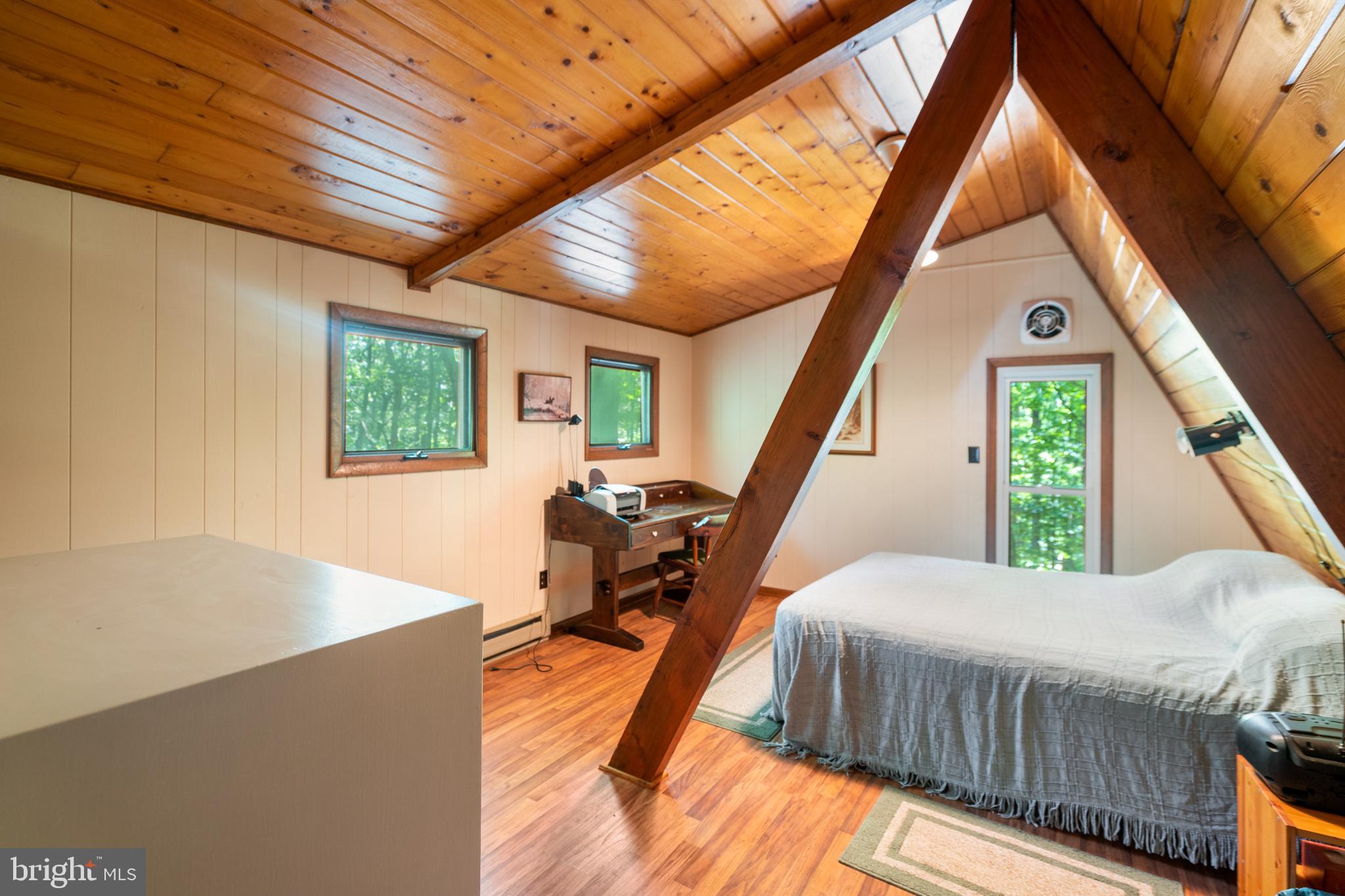 COOLFONT MOUNTAINSIDE - Residential