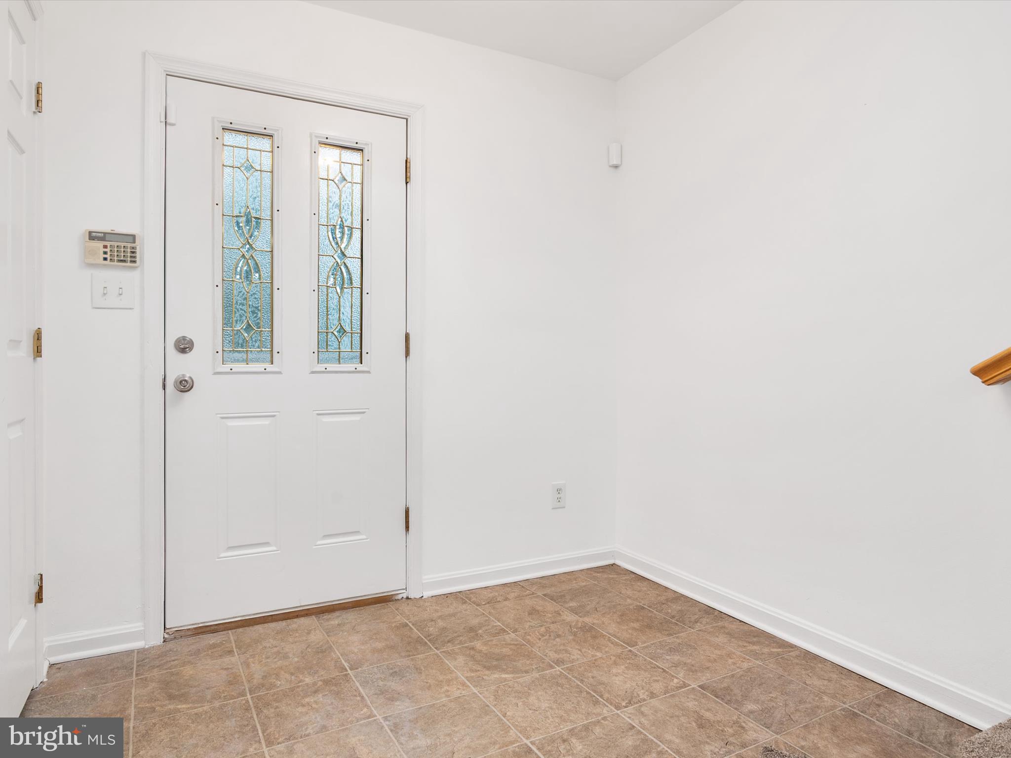 7836 CANTER COURT
