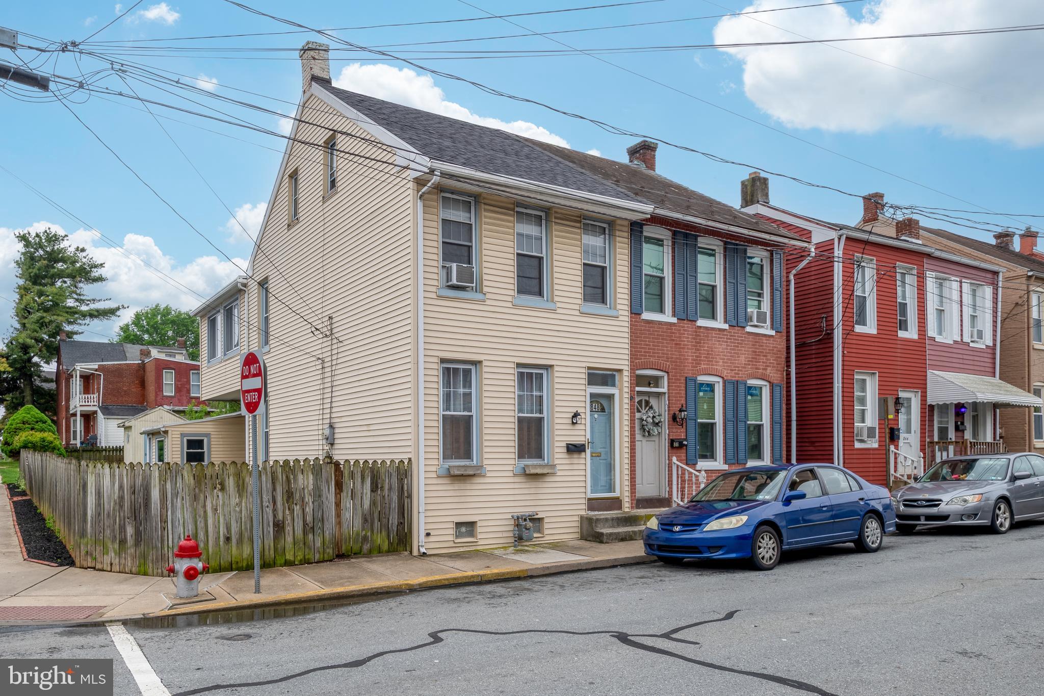 848 HOUSTON STREET