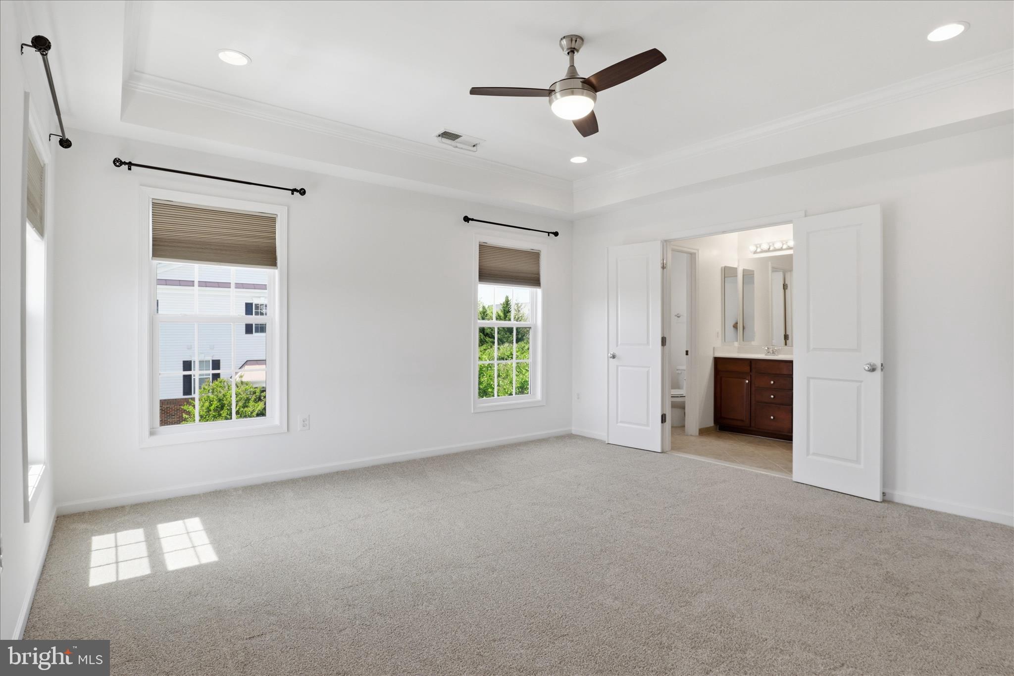 STRATSHIRE CROSSING - Residential