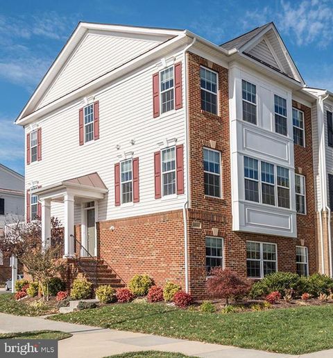 25101 CROXLEY GREEN SQUARE ALDIE VA 20105