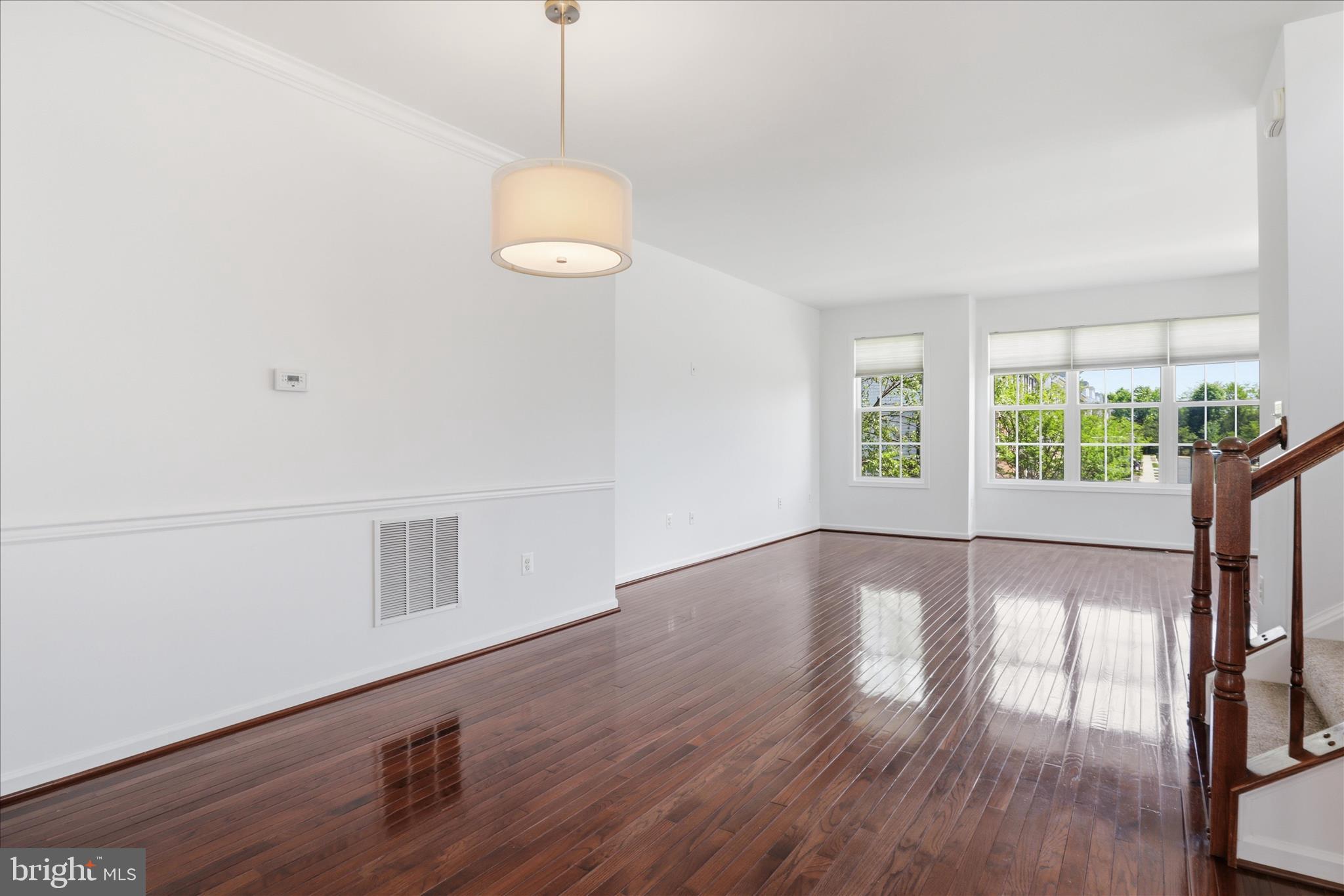 STRATSHIRE CROSSING - Residential